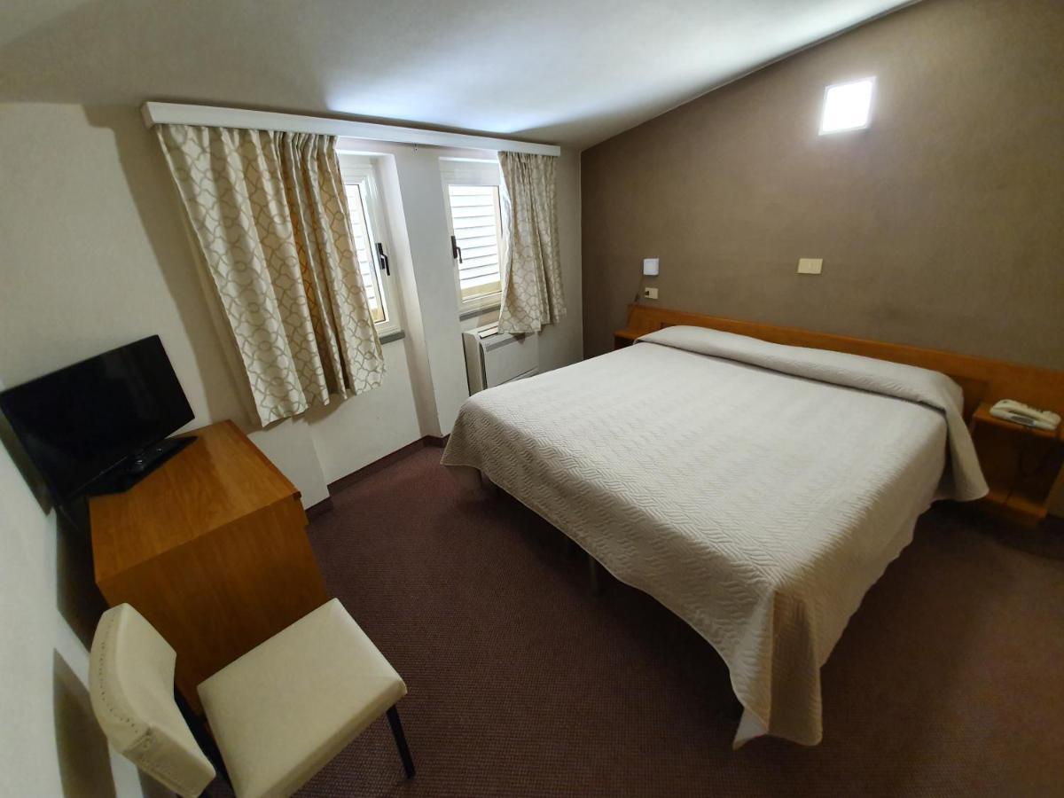 Hotel Giovanna Montecatini Terme Ngoại thất bức ảnh